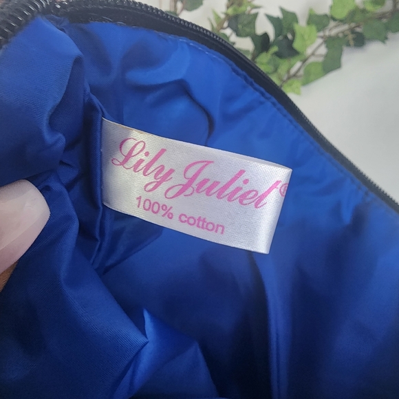 Lily Juliet  Wet Bikini Travel Bag - Picture 5 of 5